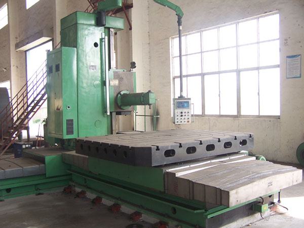 1618446880129305.jpg 機(jī)床3.jpg